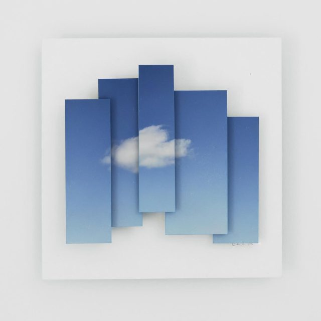 Archétype nº3 Dérives du réel -A- @maisonduchanoine #bluesky #cloud #deconstruction #exhibition #burgundy @fondationhar…